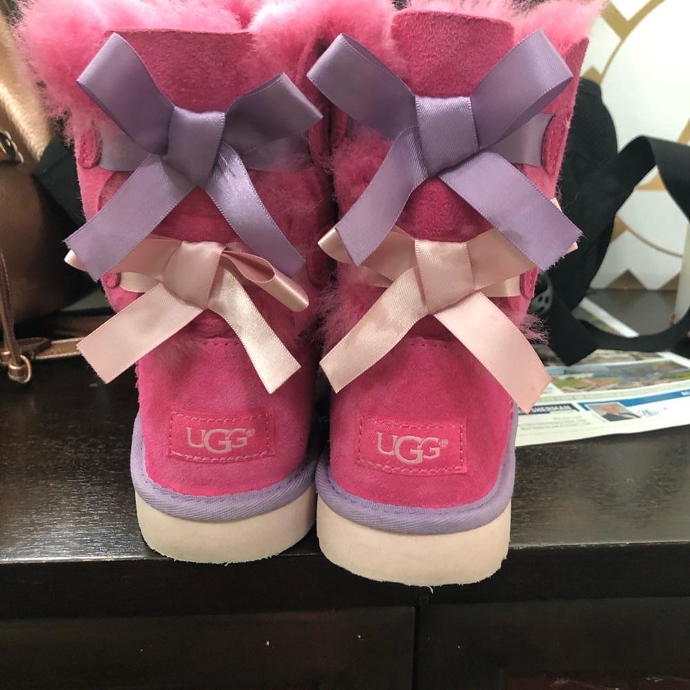 Girls Ugg Boots size 1